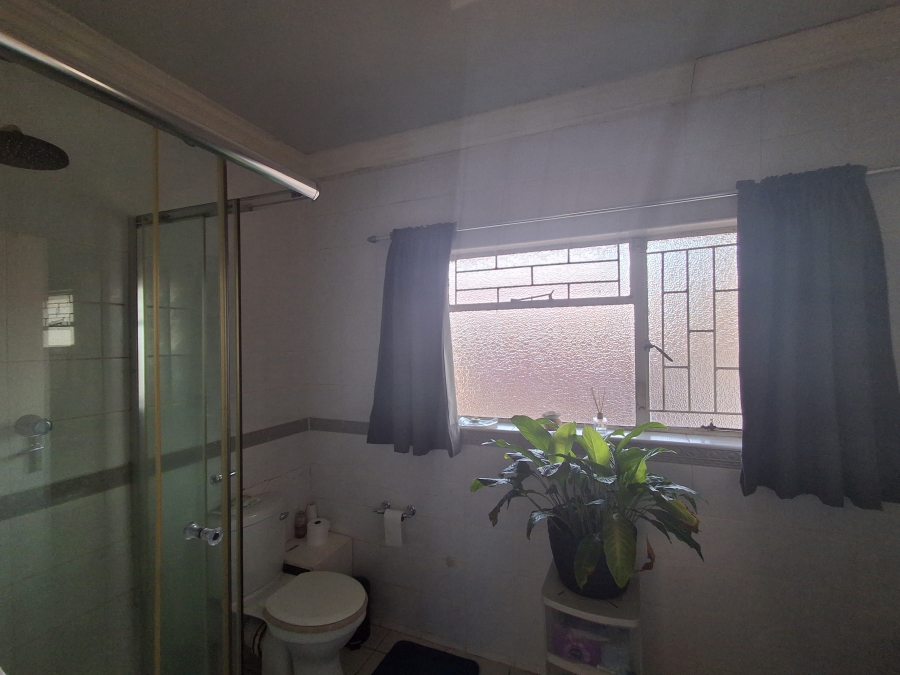 4 Bedroom Property for Sale in Flamwood North West